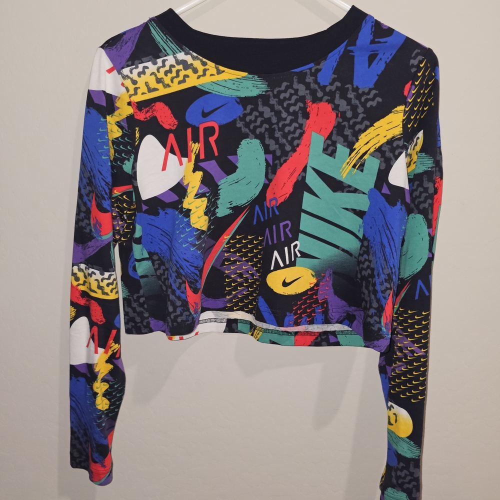 Nike Women's Colorful Graphic Long Sleeve Top